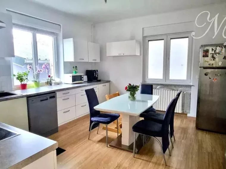 A DEBATTRE ? Maison mitoyenne 130 m² habitables avec garage 50 m² – Volmerange-les-Mines – Idéal frontière Luxembourg !
