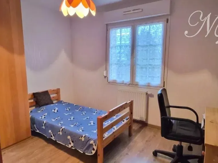 Illange – Élégant plain-pied de 115 m², 3 chambres, dans une impasse résidentielle prisée