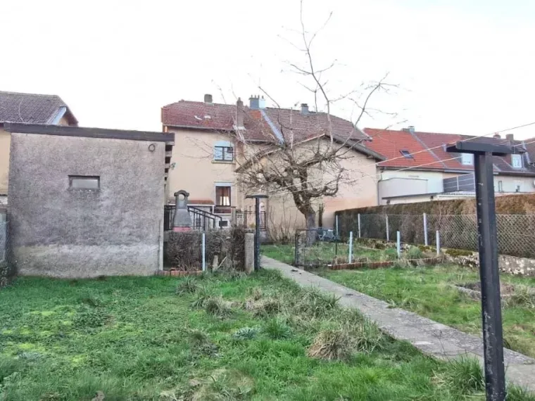 ANGEVILLERS – MAISON INDIVIDUELLE 145 m² – 3 CHAMBRES – GARAGE – GRENIER AMÉNAGEABLE – GRANGE ATTENANTE