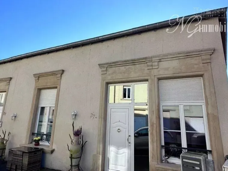 VOLMERANGE-LES-MINES – FRONTIÈRE LUXEMBOURGEOISE IMMÉDIATE