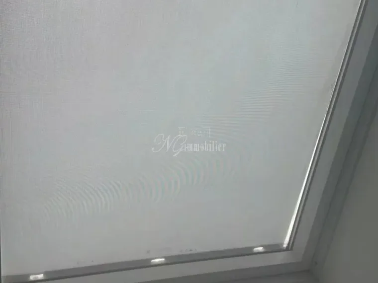 Local commercial de 14 m² dans une résidence récente à Differdange (L)