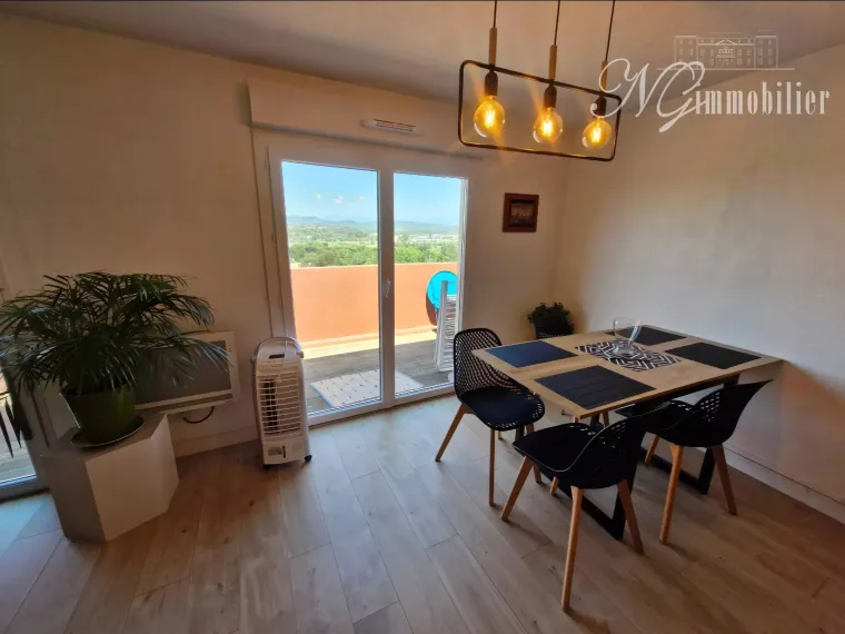 Appartement 2 chambres avec piscine en résidence