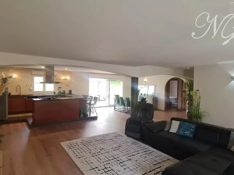 VOLMERANGE-LES-MINES – MAISON D’EXCEPTION DE PLAIN PIED À DEUX PAS DU LUXEMBOURG