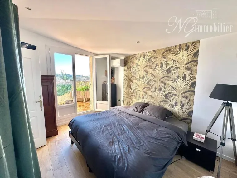 À VENDRE – Charmante maison mitoyenne à Grasse ?