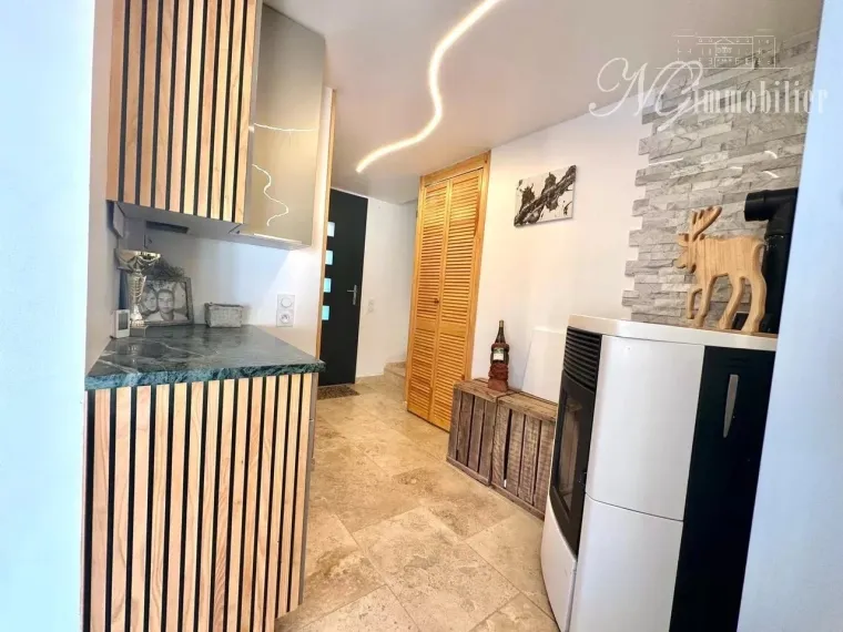 À VENDRE – Charmante maison mitoyenne à Grasse ?