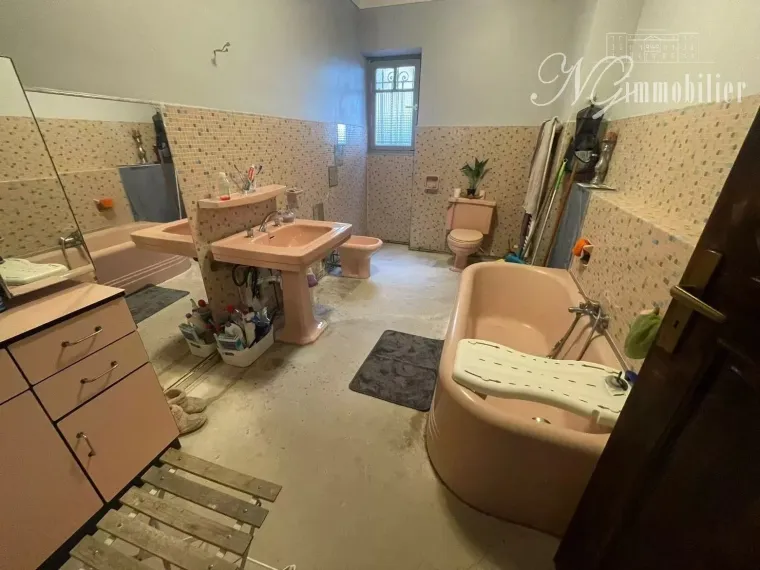 Maison avec studio indépendant dans la ville de Grasse