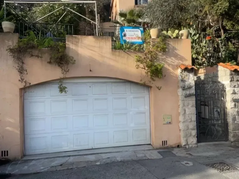 Maison avec studio indépendant dans la ville de Grasse