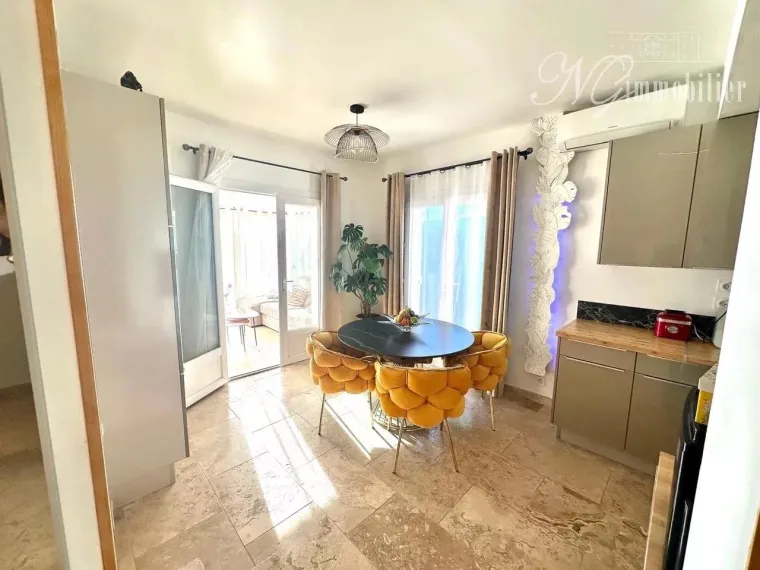 À VENDRE – Charmante maison mitoyenne à Grasse ?