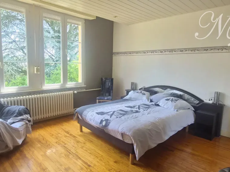 Demeure de caractère de près de 275 m² habitables sur 16,60 ares – Prestations de qualité – Neufchef
