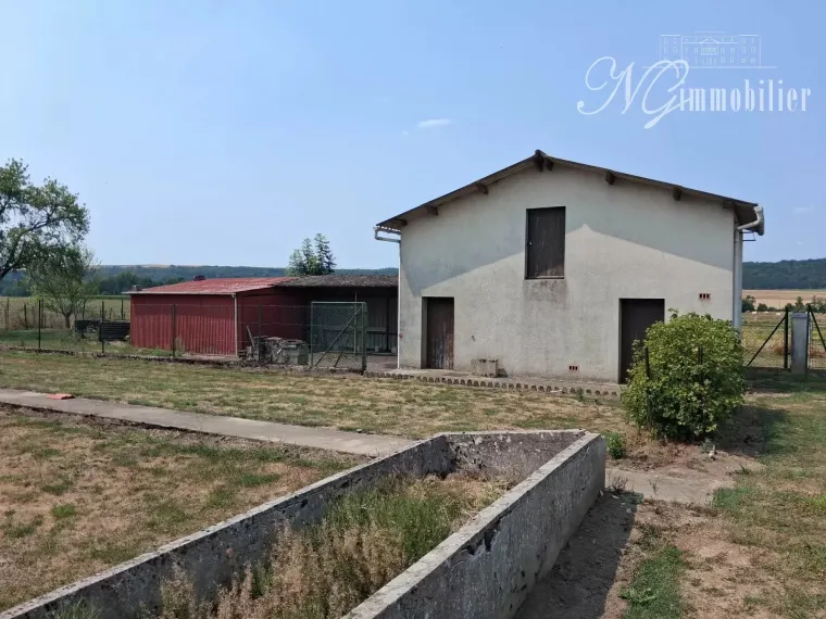 Terrain plat 855m2 DOULCON