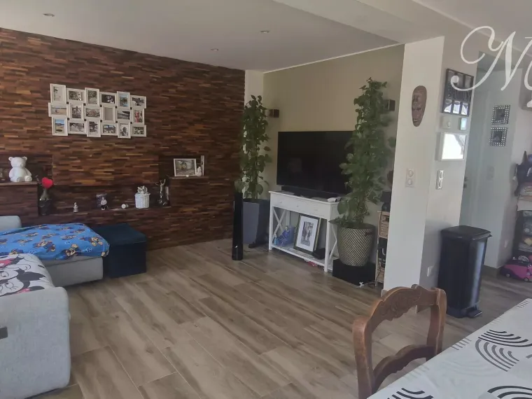 MAISON ENTIÈREMENT RÉNOVÉE – 3 CHAMBRES – JARDIN – GARAGE – VILLERUPT