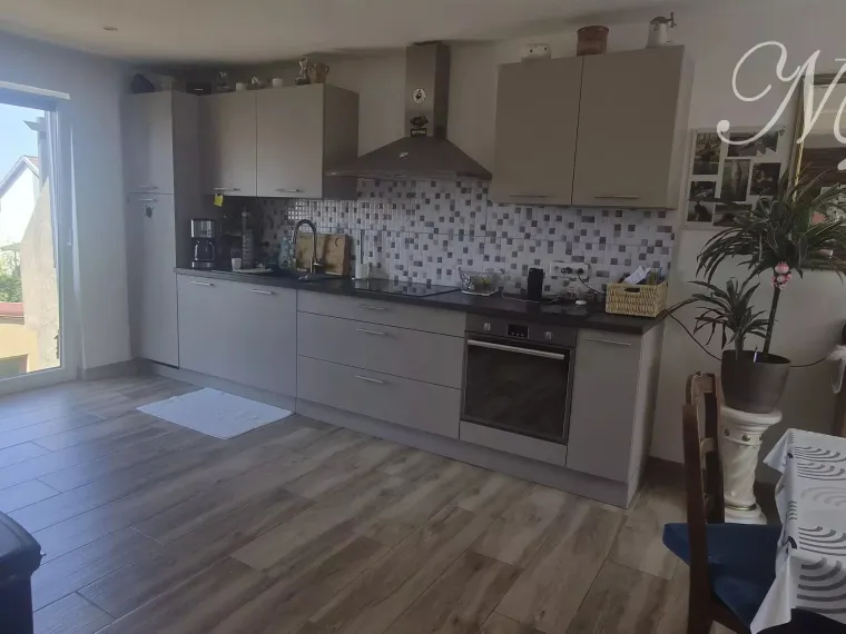 MAISON ENTIÈREMENT RÉNOVÉE – 3 CHAMBRES – JARDIN – GARAGE – VILLERUPT