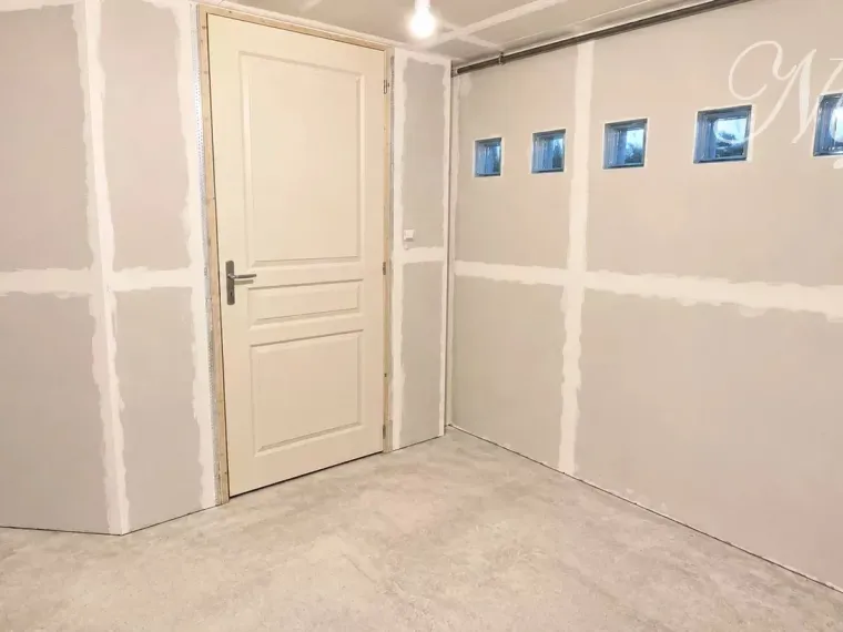 BOUZONVILLE – MAISON INDIVIDUELLE PLAIN PIED – 3 CHAMBRES – SOUS-SOL COMPLET – 229 000 € FAI