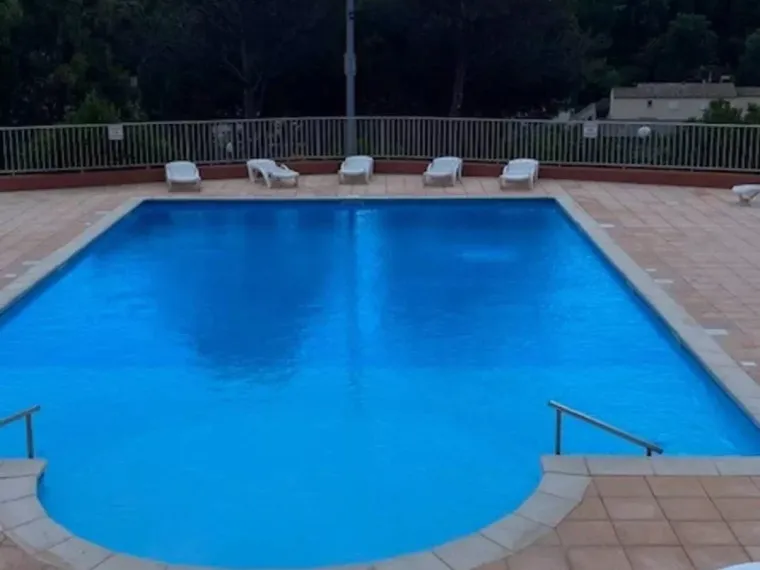 Appartement 2 chambres avec piscine en résidence