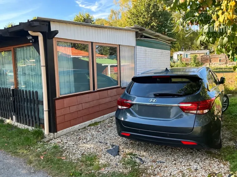 MOBILE home