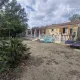 Maison de campagne avec bois de chênes